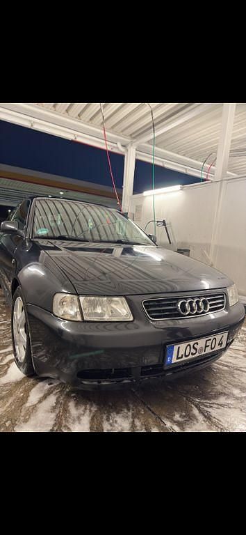 Gebraucht Audi A3 Comfort 101 PS (74 kW) 1999 Schwarz Kleinwagen