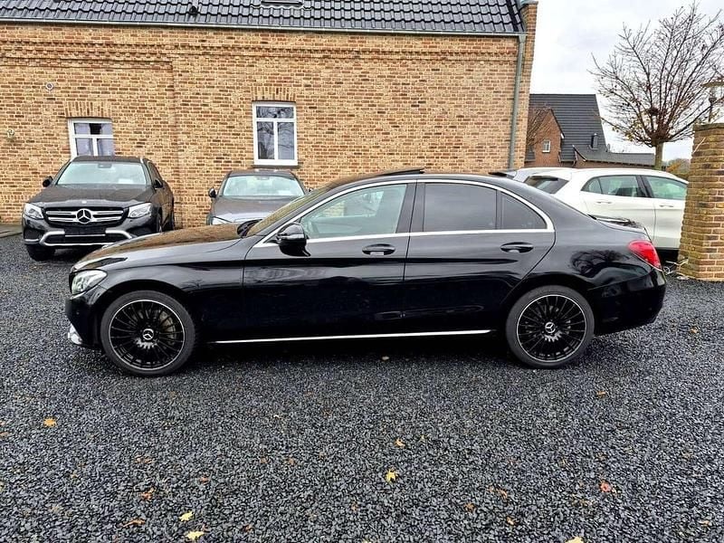 Gebraucht Mercedes C250 Avantgarde 211 PS (155 kW) 2017 Obsidianschwarz  metalliclack Limousine