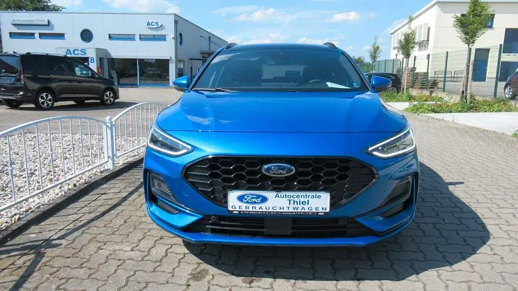 Gebraucht Ford Focus ST-Line X 155 PS (114 kW) 2025 Blau Limousine