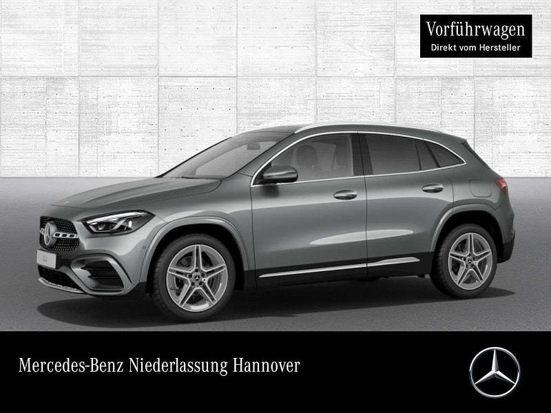 Grau Gebraucht 2025 Mercedes GLA200 AMG SUV | 45.900 € (Teuer) - Bild 1/4