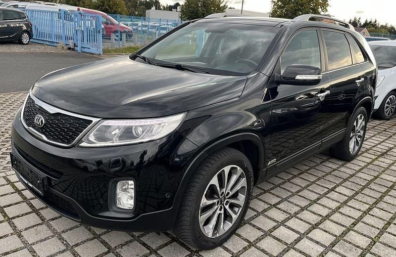 Schwarz Gebraucht 2013 Kia Sorento Spirit SUV | 9.990 € (Fairer Preis) - Bild 1/4