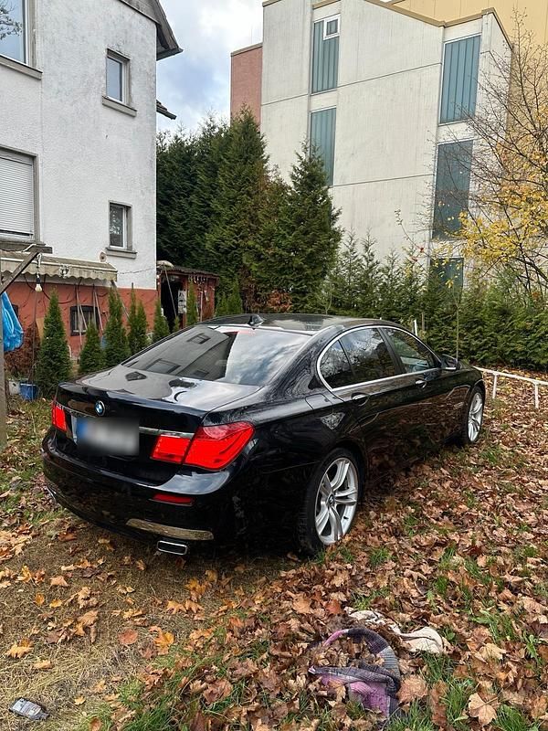 Usata BMW 740 306 CV (225 kW) 2009 Nero Berlina