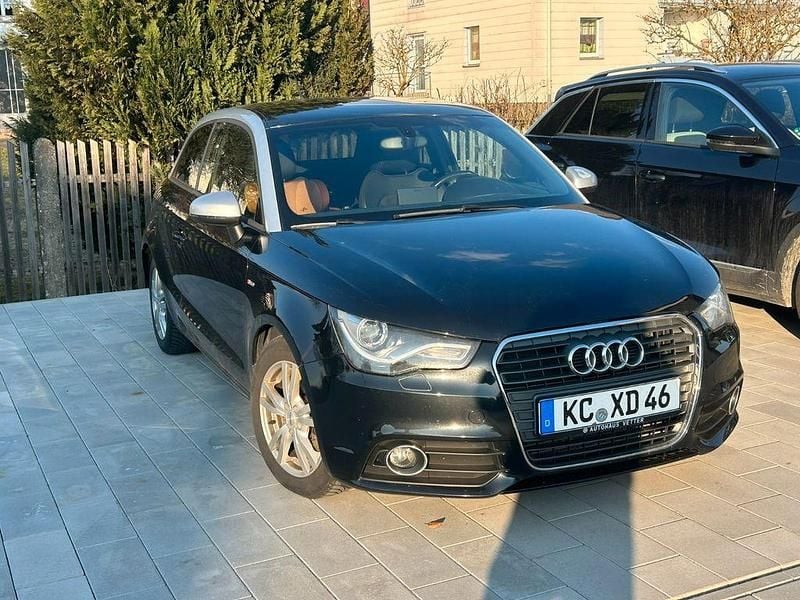 Gebraucht Audi A1 S-Line 105 PS (77 kW) 2011 Schwarz Kleinwagen