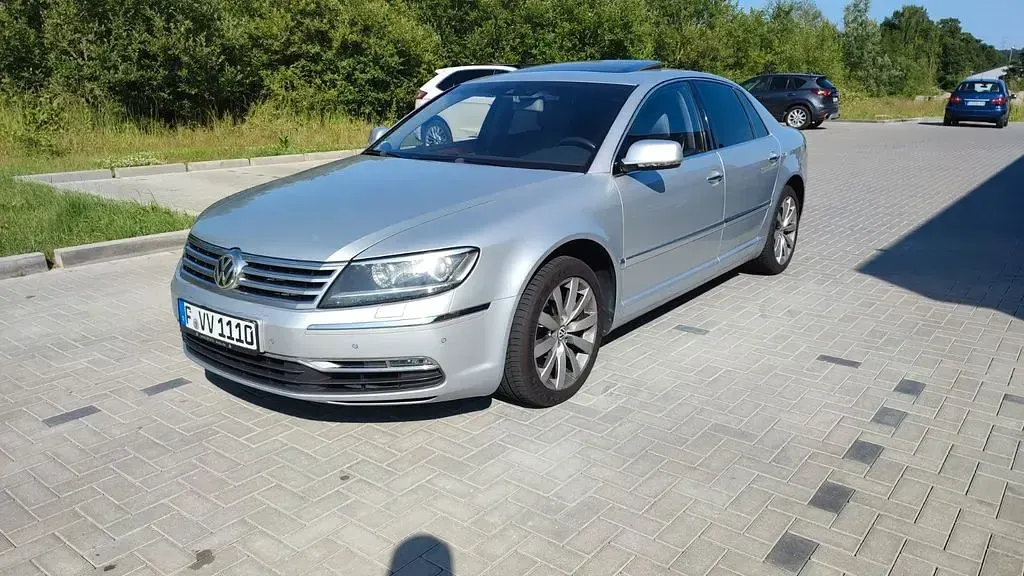 Gebraucht VW Phaeton 239 PS (175 kW) 2010 Silber Limousine