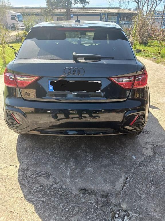 Gebraucht Audi A1 Sport 150 PS (110 kW) 2023 Schwarz SUV