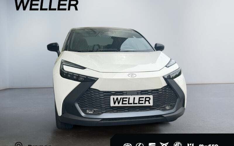 Schneeweiß uni/dach schwarz Neu 2024 Toyota C-HR Team SUV | 31.880 € (Superpreis) - Bild 1/2