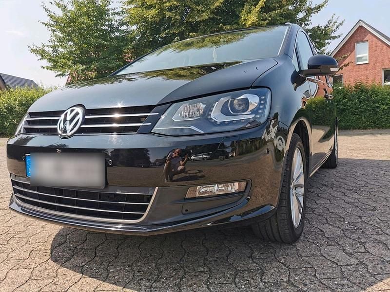 Schwarz Gebraucht 2015 VW Sharan Van / Kleinbus | 18.500 € (Fairer Preis) - Bild 1/4