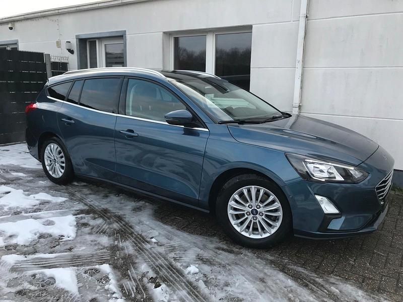 Gebraucht Ford Focus Titanium X 120 PS (88 kW) 2020 Blau Kombi