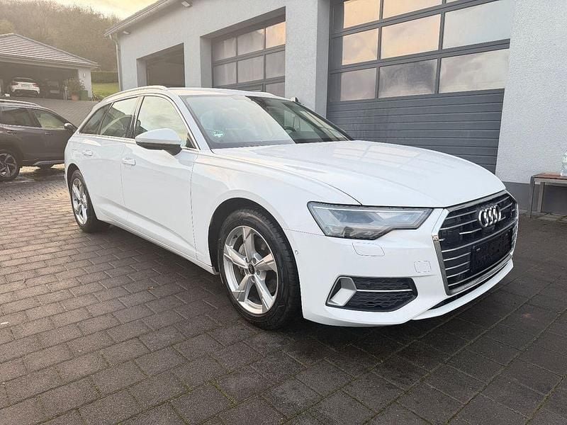 Weiß Gebraucht 2022 Audi A6 Sport Kombi | 26.950 € (Superpreis) - Bild 1/4