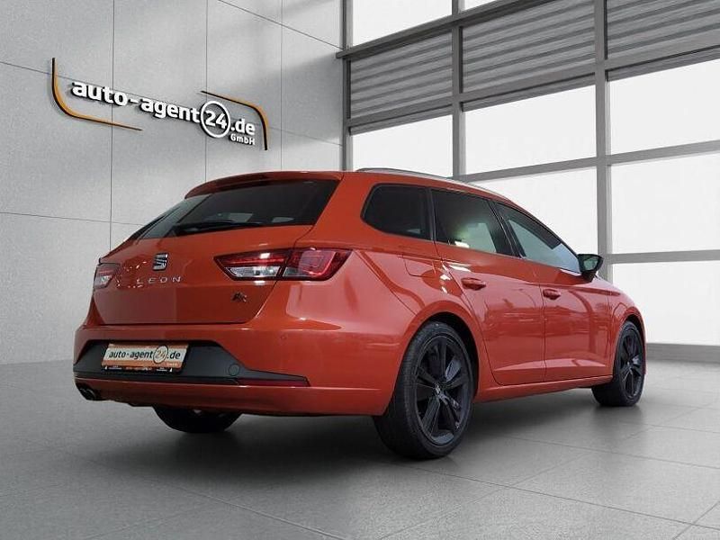 Gebraucht Seat Leon FR 150 PS (110 kW) 2016 Rot Kombi