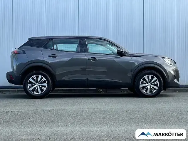 Gebraucht Peugeot 2008 Active 101 PS (74 kW) 2022 Grau SUV