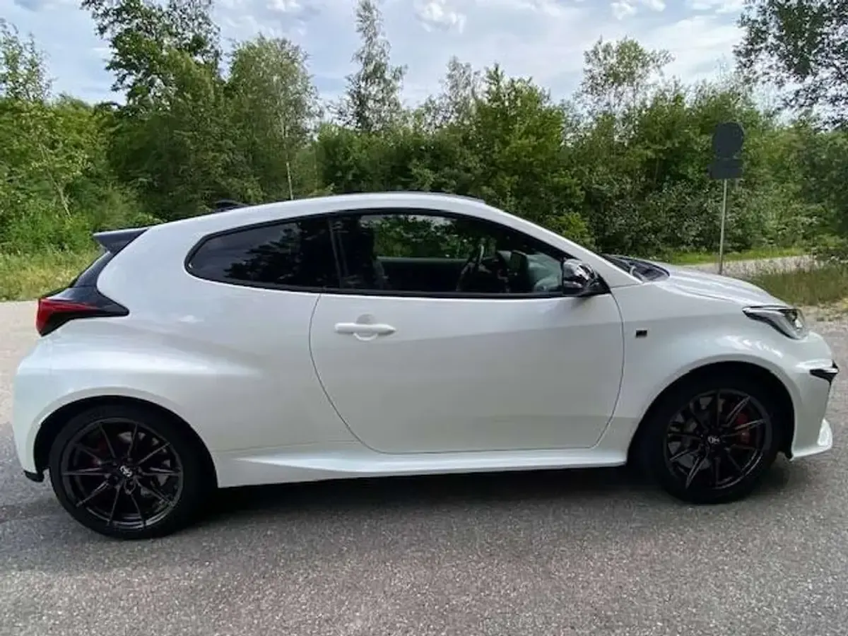 Gebraucht Toyota Yaris 261 PS (191 kW) 2024 Weiß Kleinwagen