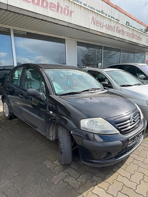 Second-hand Citroën C3 60 CP (44 kW) 2003 Negru Hatchback