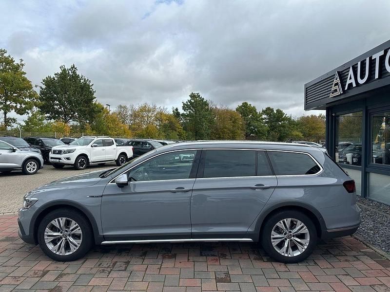Gebraucht VW Passat Alltrack R 280 PS (205 kW) 2022 Grau Kombi