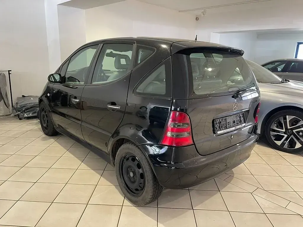 Brugt Mercedes A160 Elegance 102 HK (75 kW) 2000 Sort Hatchback
