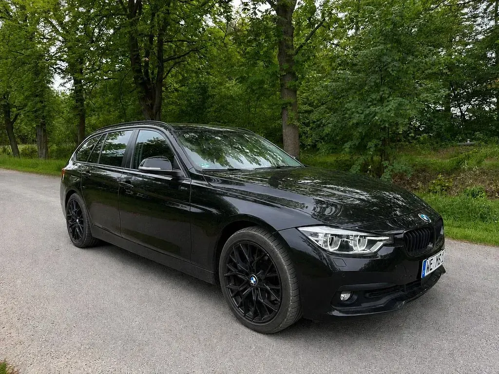 Gebraucht BMW 320 190 PS (139 kW) 2017 Schwarz Kombi