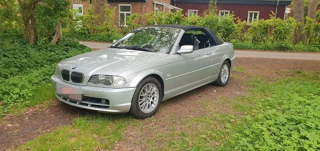 Gebraucht BMW 325 Cabriolet 192 PS (141 kW) 2001 Silber Cabrio