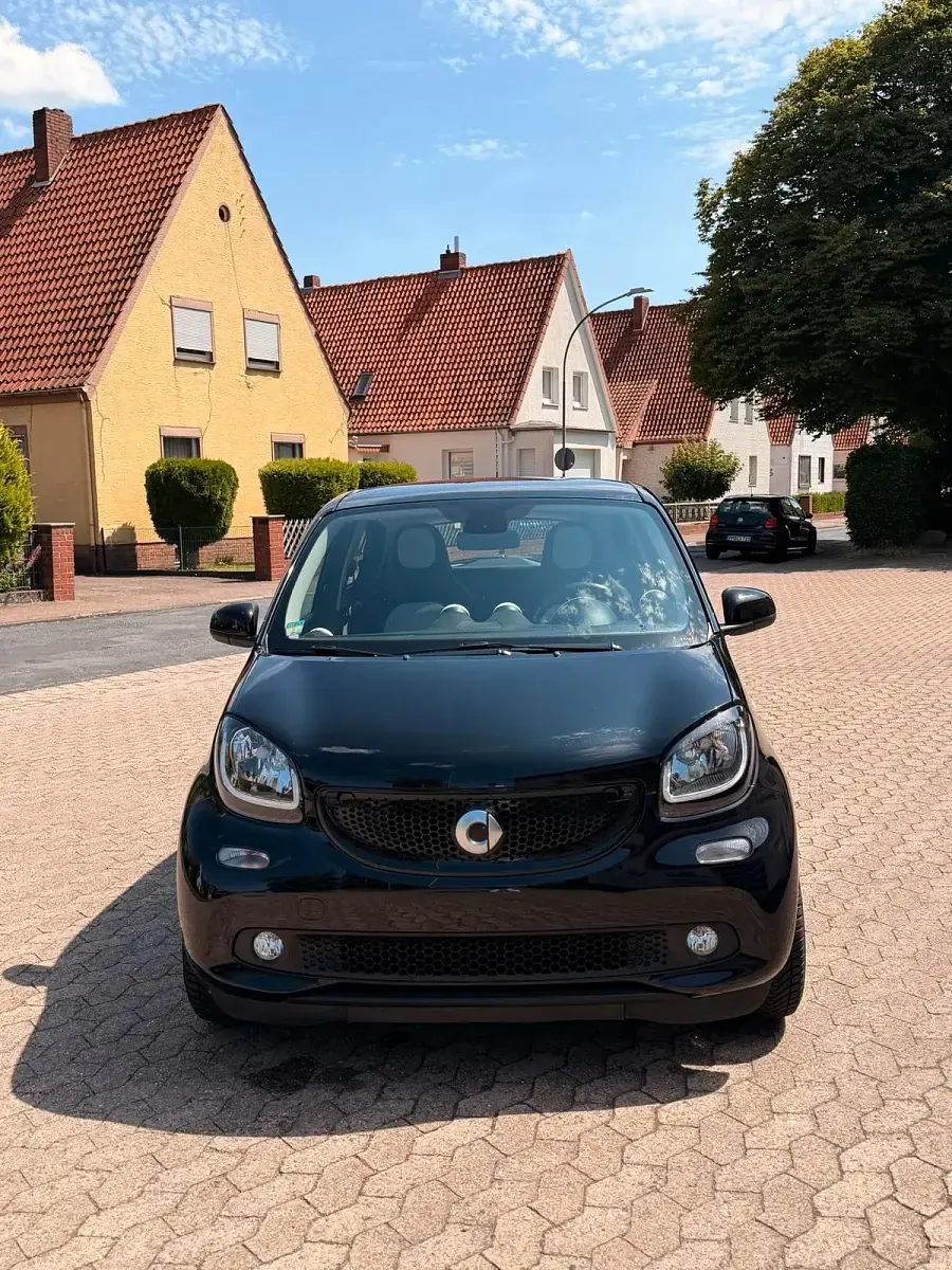 Gebraucht Smart ForFour Passion 71 PS (52 kW) 2016 Schwarz Kleinwagen