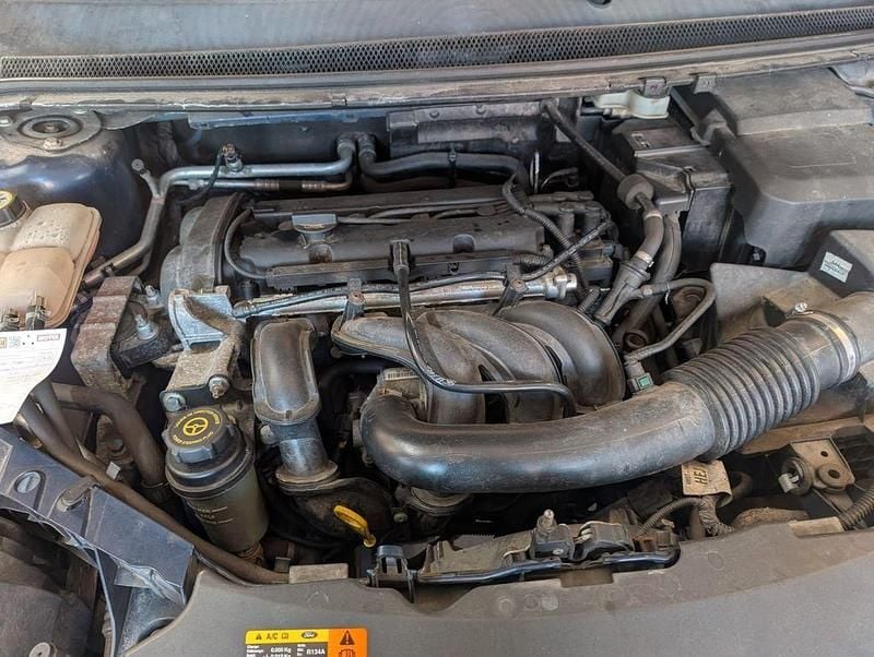 Gebraucht Ford Focus Ghia 101 PS (74 kW) 2006 Blau Limousine