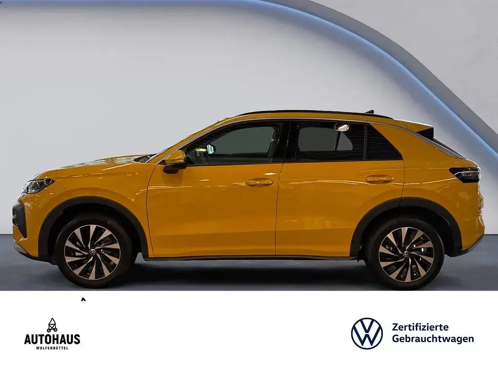 Gebraucht VW T-Roc Life 116 PS (85 kW) 2026 Gelb SUV