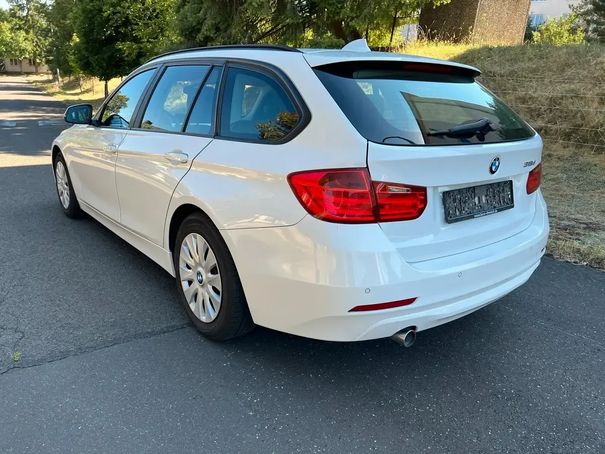 Gebraucht BMW 318 143 PS (105 kW) 2013 Weiß Kombi