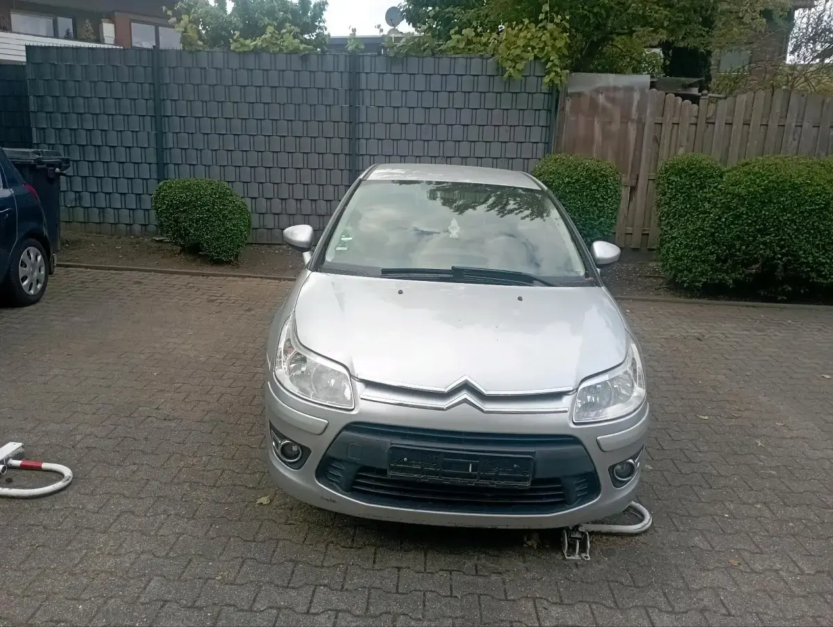 Used Citroën C4 125 HP (91 kW) 2010 Sedan