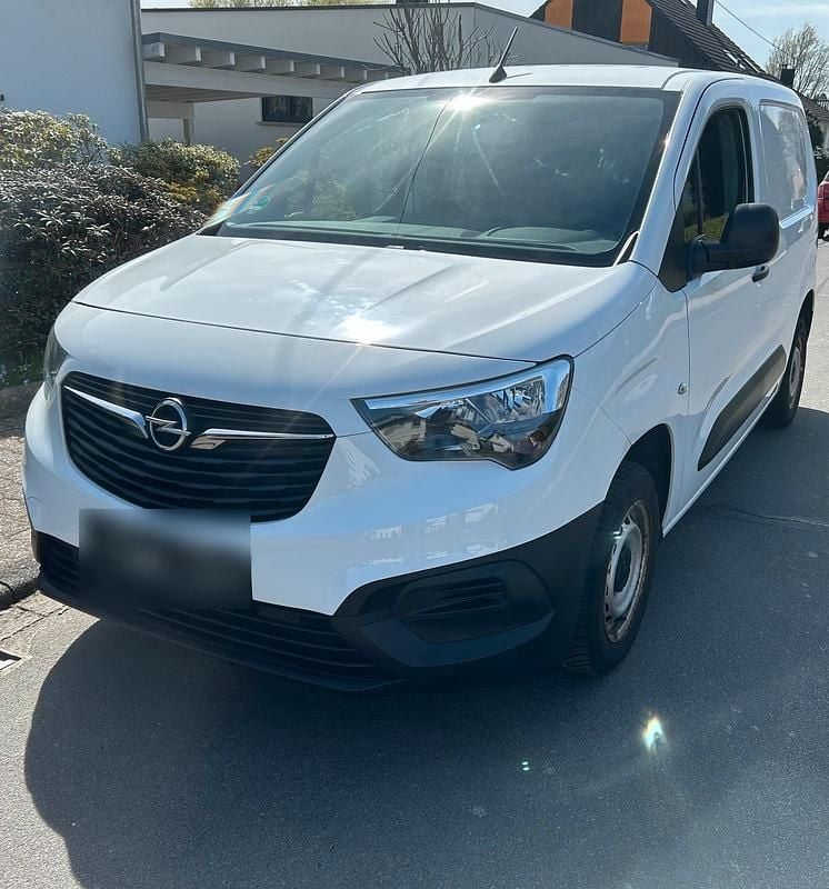 Gebraucht Opel Combo 76 PS (55 kW) 2020 Weiß Van / Kleinbus