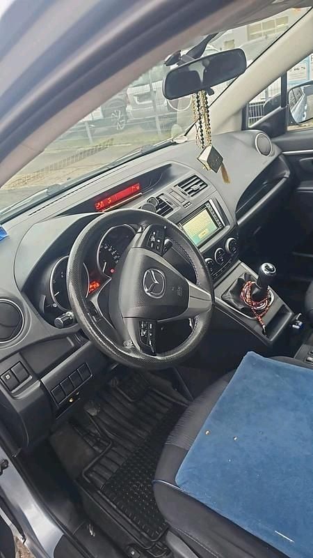 Gebraucht Mazda MPV 115 PS (84 kW) 2011 Blau Van / Kleinbus