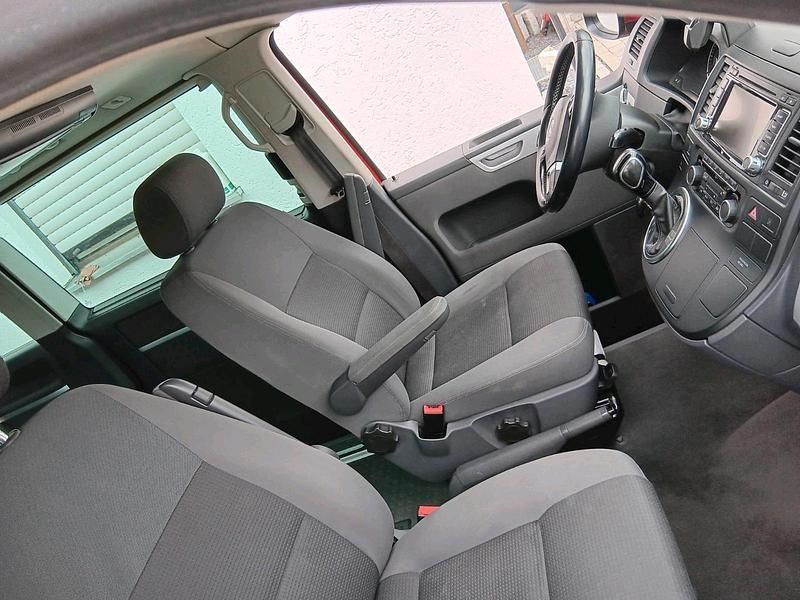 Rot Gebraucht 2011 VW T5 Van | 20.000 € - Bild 1/4