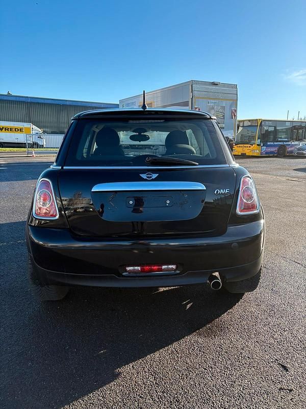 Usata Mini Cooper 98 CV (72 kW) 2013 Nero Utilitaria