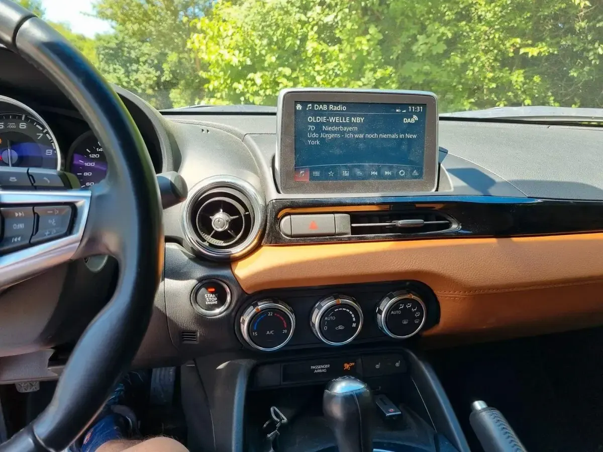 Gebraucht Fiat 124 Spider Lusso 140 PS (102 kW) 2018 Weiß Cabrio