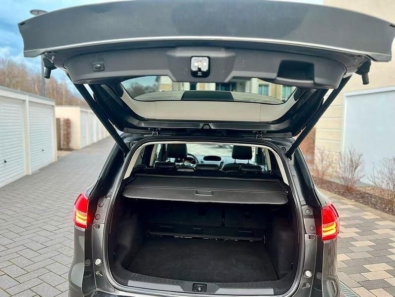 Gebraucht Ford Kuga Individual 179 PS (131 kW) 2015 Grau SUV