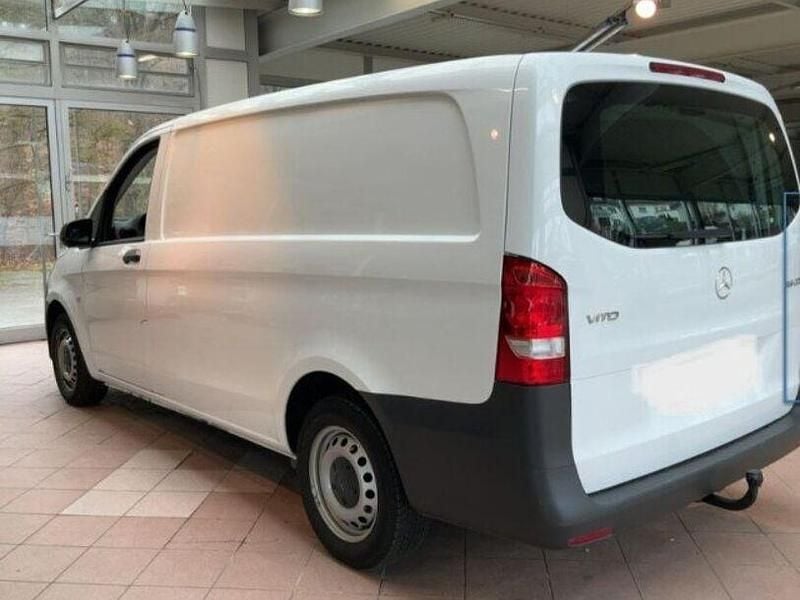Gebraucht Mercedes Vito 163 PS (119 kW) 2022 Weiss Van