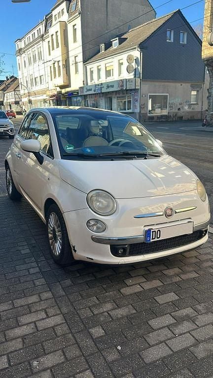 Beige Gebraucht 2010 Fiat 500 Lounge Kleinwagen | 4.500 € (Fairer Preis) - Bild 1/4