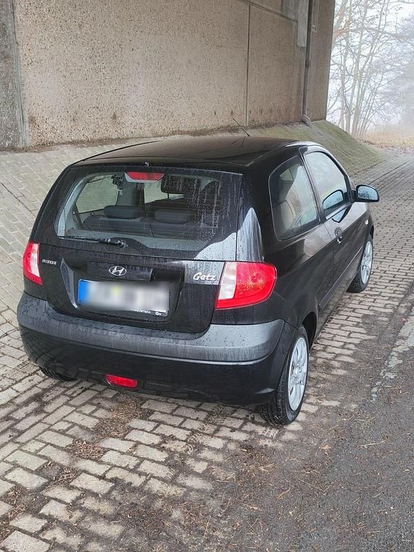 Gebraucht Hyundai Getz 67 PS (49 kW) 2008 Schwarz Kleinwagen