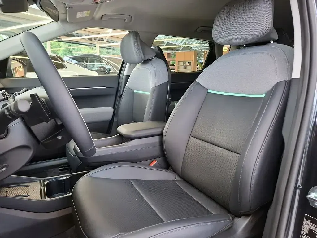 Neu Kia EV4 Earth 150 kW (204 PS) 2026 Zilinaschwarz Limousine