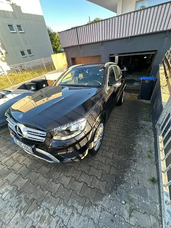 Gebraucht Mercedes GLC220 170 PS (125 kW) 2018 Schwarz SUV