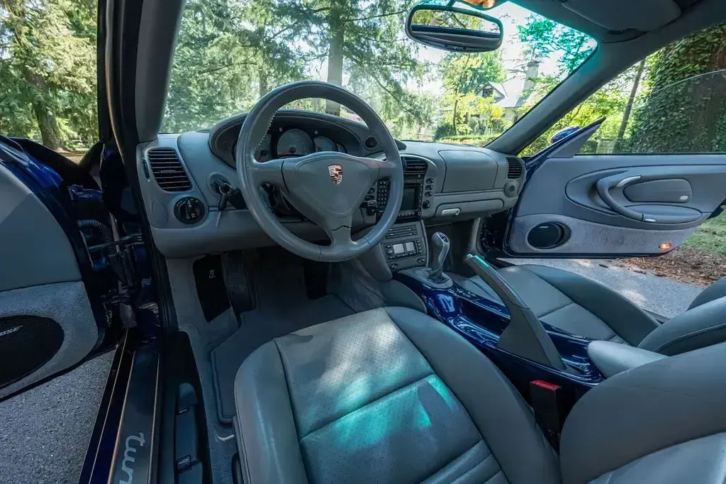 Gebraucht Porsche 996 Turbo 450 PS (330 kW) 2004 Blau Coupé