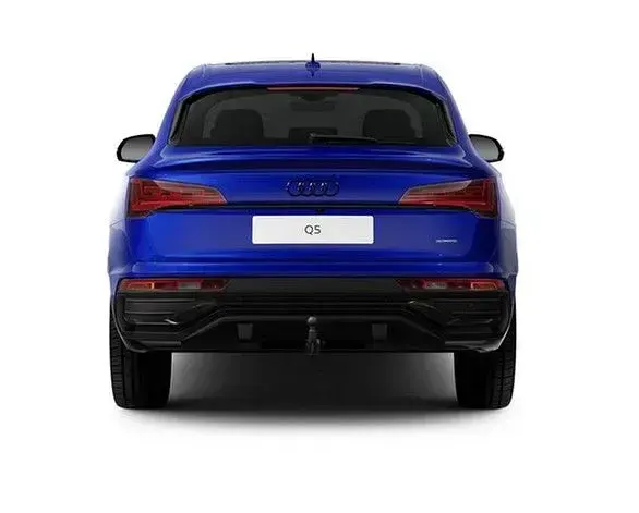 Second-hand Audi Q5 Sportback Competition 204 CP (150 kW) 2023 Albastru SUV