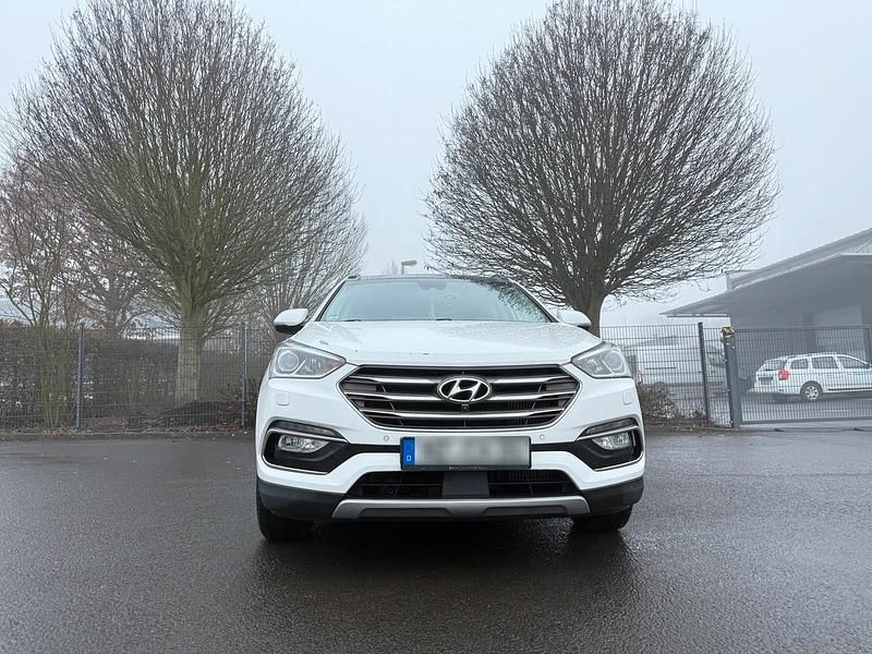 Gebraucht Hyundai Santa Fe 200 PS (147 kW) 2016 Weiß SUV