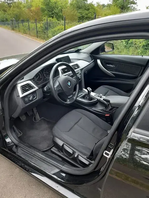 Gebraucht BMW 316 116 PS (85 kW) 2017 Schwarz Kombi