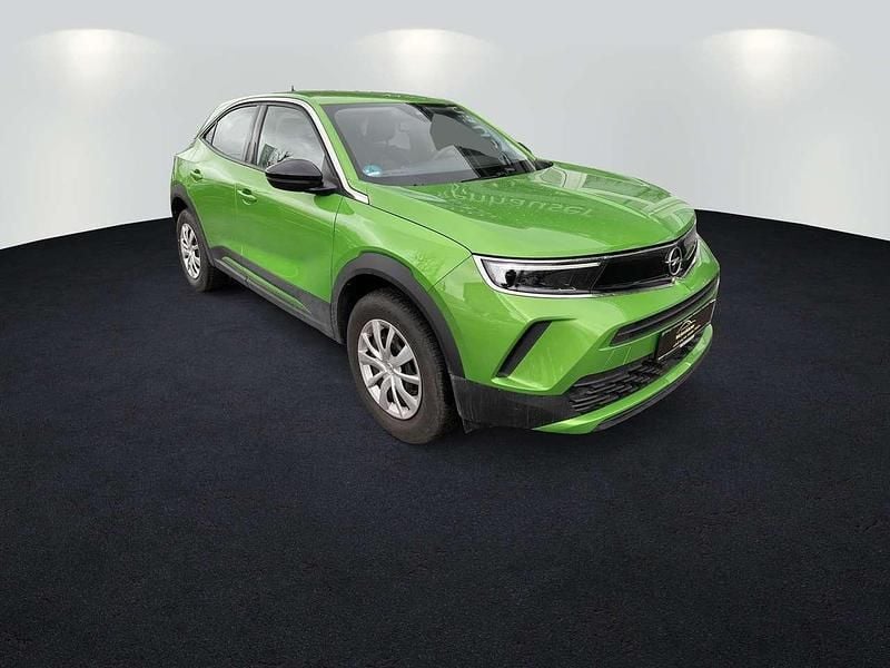 Gebraucht Opel Mokka Edition 131 PS (96 kW) 2023 Matcha green/ikone gruen (metallic) SUV