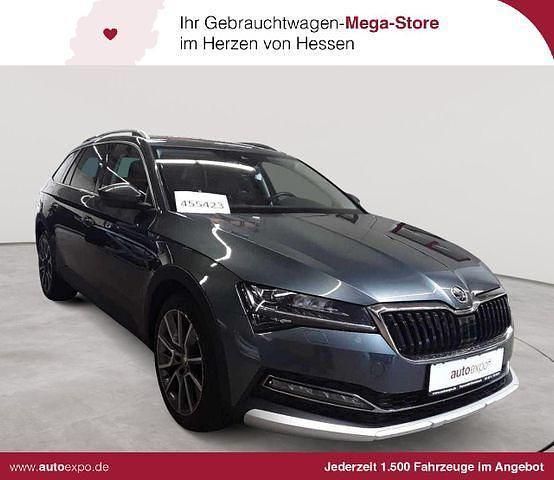 Quarzgrau metallic Gebraucht 2020 Skoda Superb Kombi | 22.490 € (Fairer Preis) - Bild 1/4