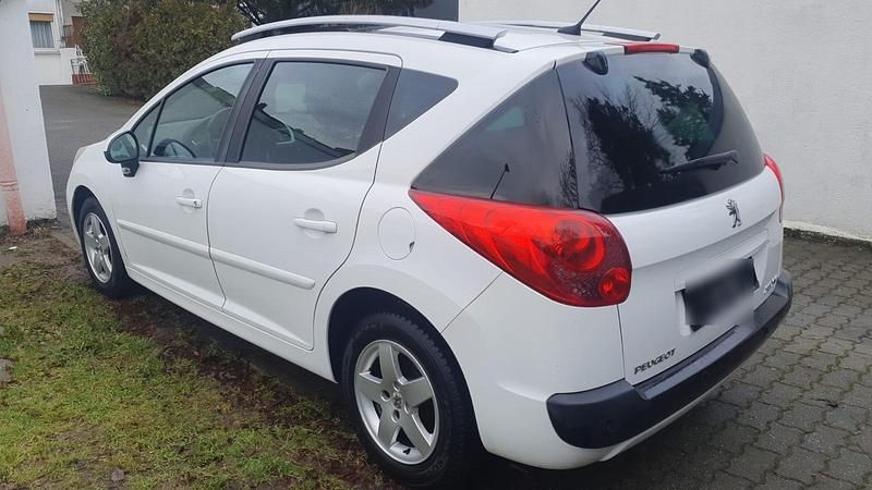 Gebraucht Peugeot 207 Sport 95 PS (69 kW) 2007 Weiß Kombi