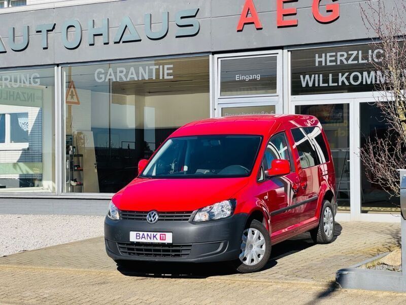Rot Gebraucht 2013 VW Caddy Van / Kleinbus | 6.900 € - Bild 1/4