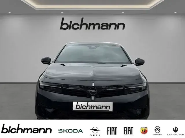Neu Opel Astra 145 PS (106 kW) 2026 Schwarz Kombi