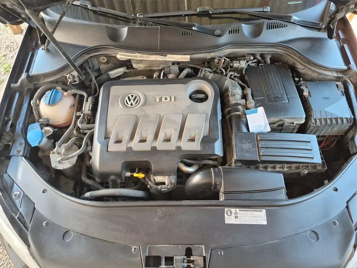 Gebraucht VW Passat Comfortline 140 PS (102 kW) 2013 Schwarz Kombi