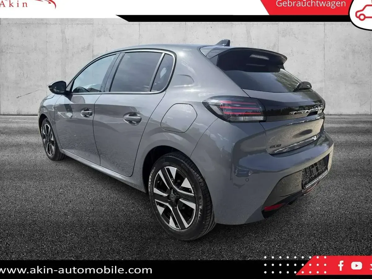 Gebraucht Peugeot 208 Allure 101 PS (74 kW) 2025 Lack gris Kleinwagen