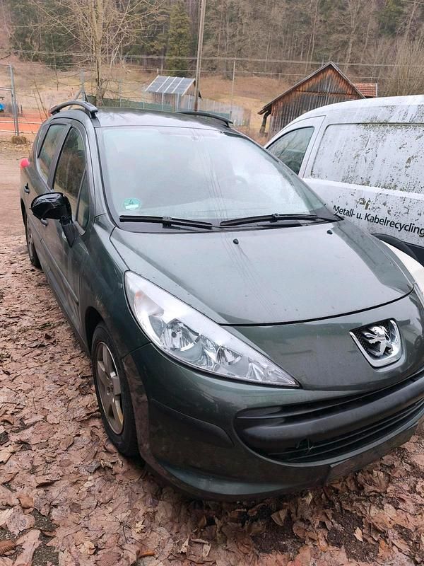 Silber Gebraucht 2007 Peugeot 207 Limousine | 350 € (Superpreis) - Bild 1/4