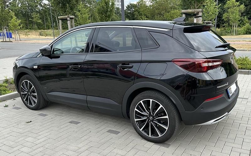 Gebraucht Opel Grandland X Innovation 301 PS (221 kW) 2020 Schwarz SUV